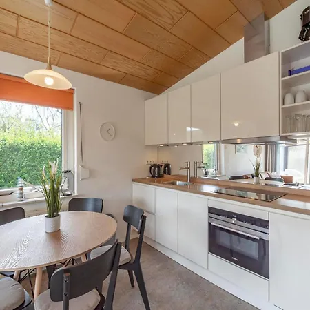 In Near Sandy * Callantsoog